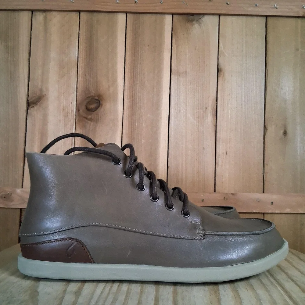 OluKai Nalukai Boots Mens 8 Brown Leather Chukka Ankle Casual Shoes Lace Up